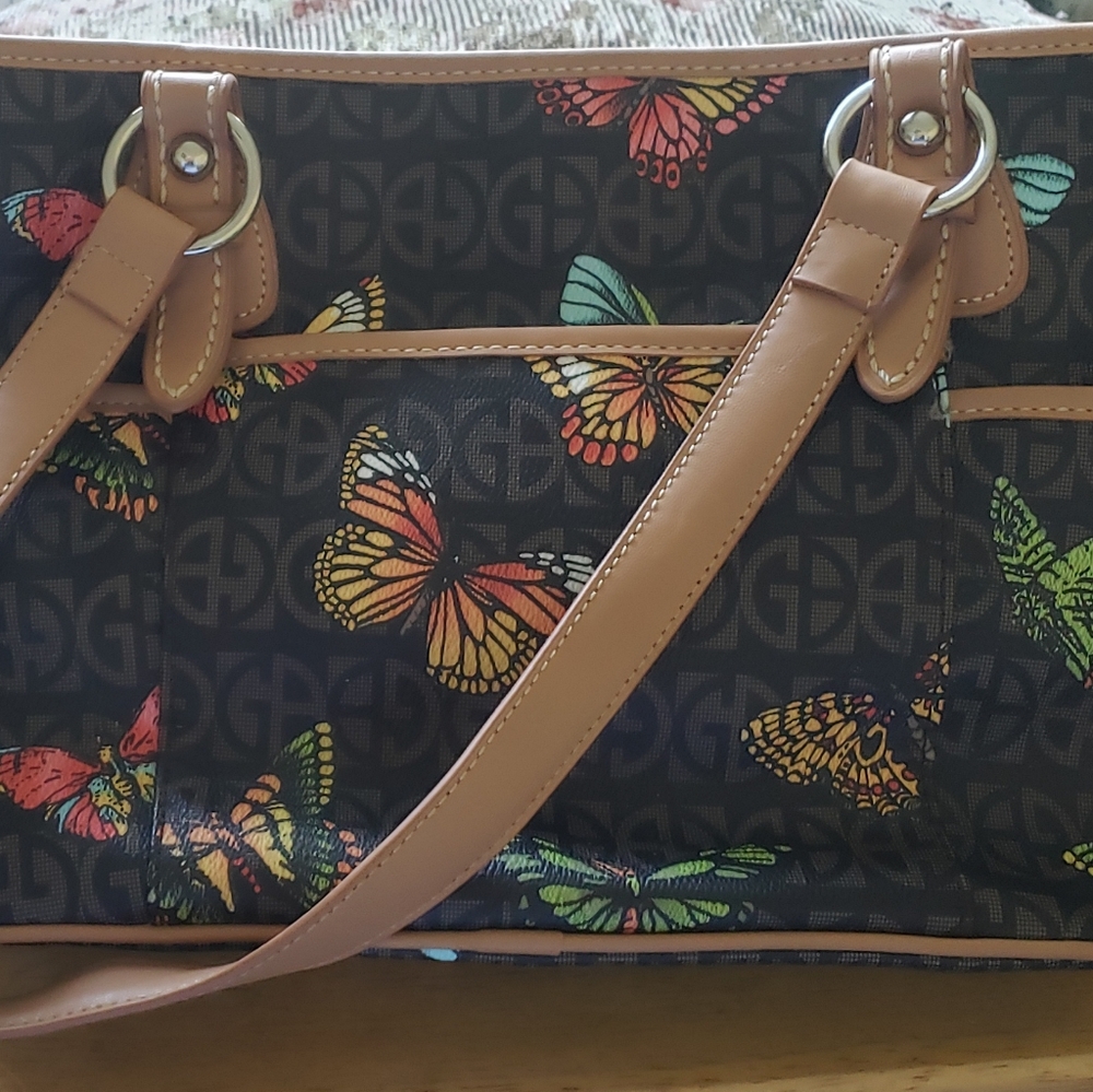Gianna Butterfly 🦋 Purse 👜 - Picture 3 of 17
